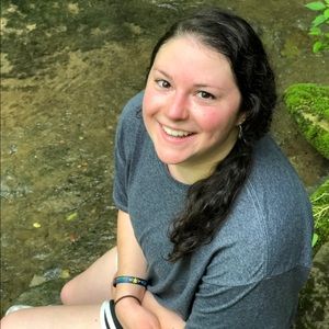 Meet your Posher, Lauren